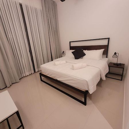 Hasara Oceanfront Apartments Galle Eksteriør bilde