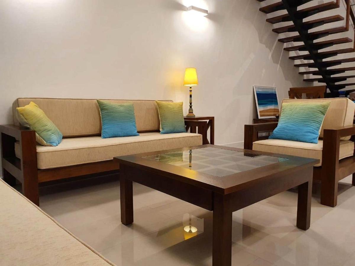 Hasara Oceanfront Apartments Galle Eksteriør bilde