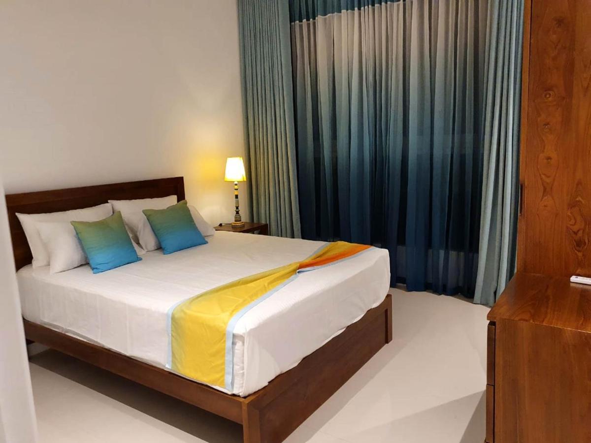 Hasara Oceanfront Apartments Galle Eksteriør bilde
