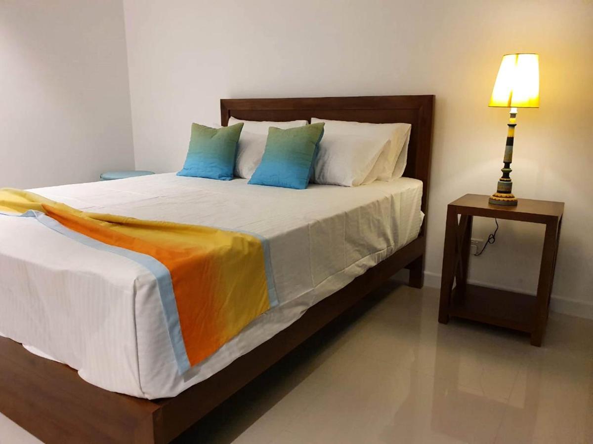 Hasara Oceanfront Apartments Galle Eksteriør bilde