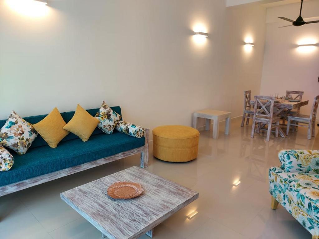 Hasara Oceanfront Apartments Galle Eksteriør bilde