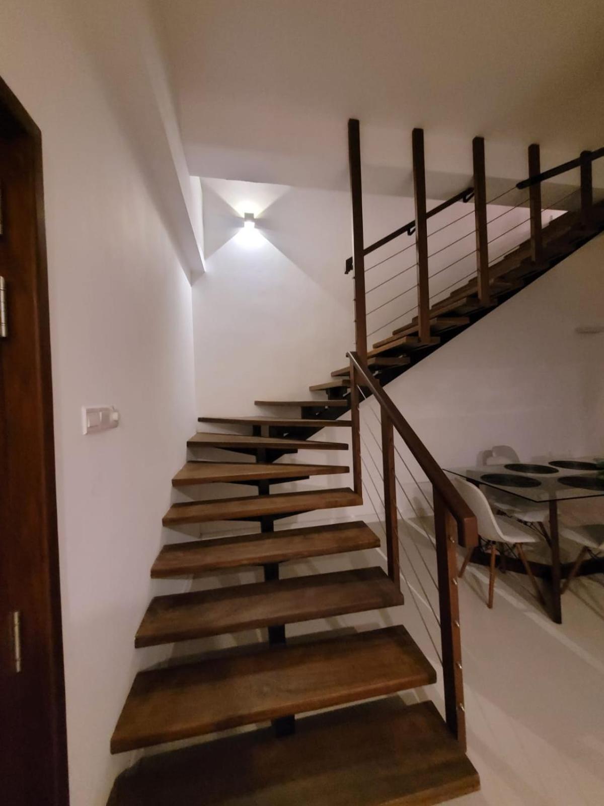 Hasara Oceanfront Apartments Galle Eksteriør bilde